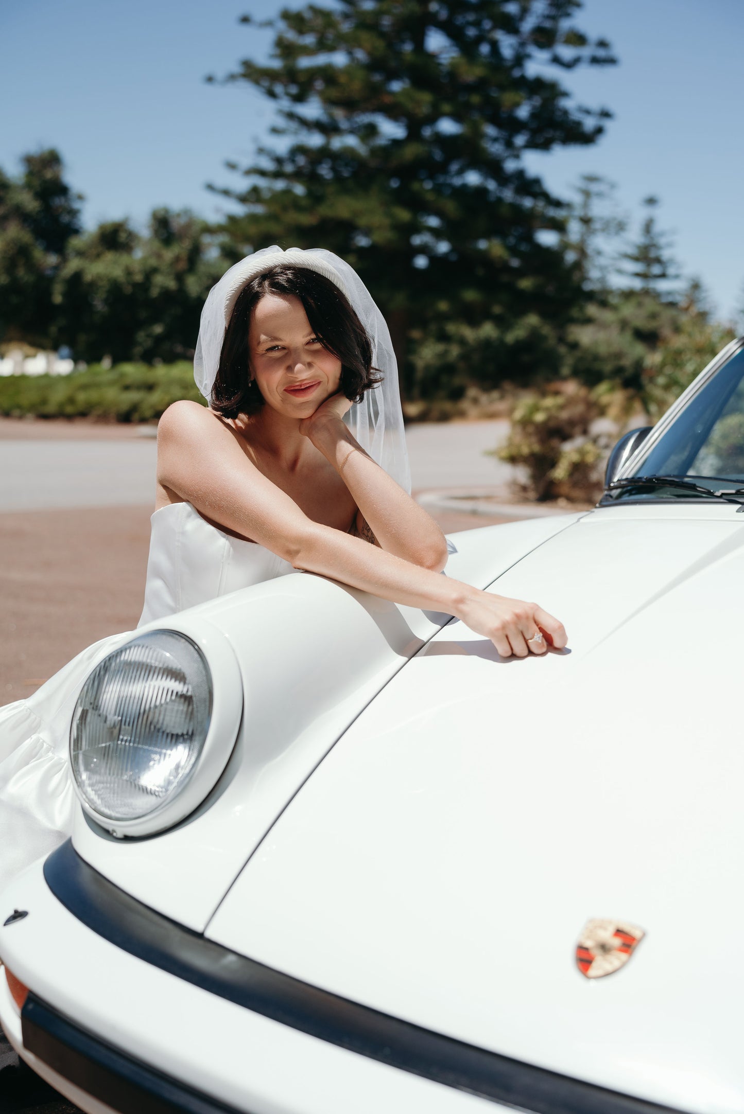 Ribbed headband veil