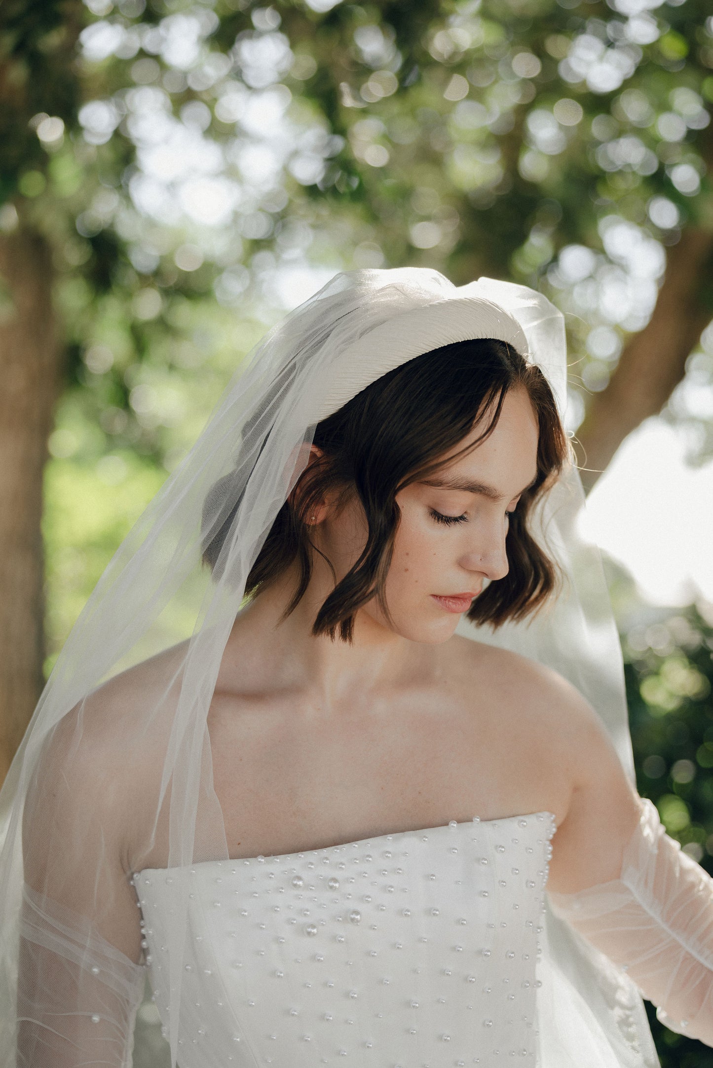 Ribbed headband veil