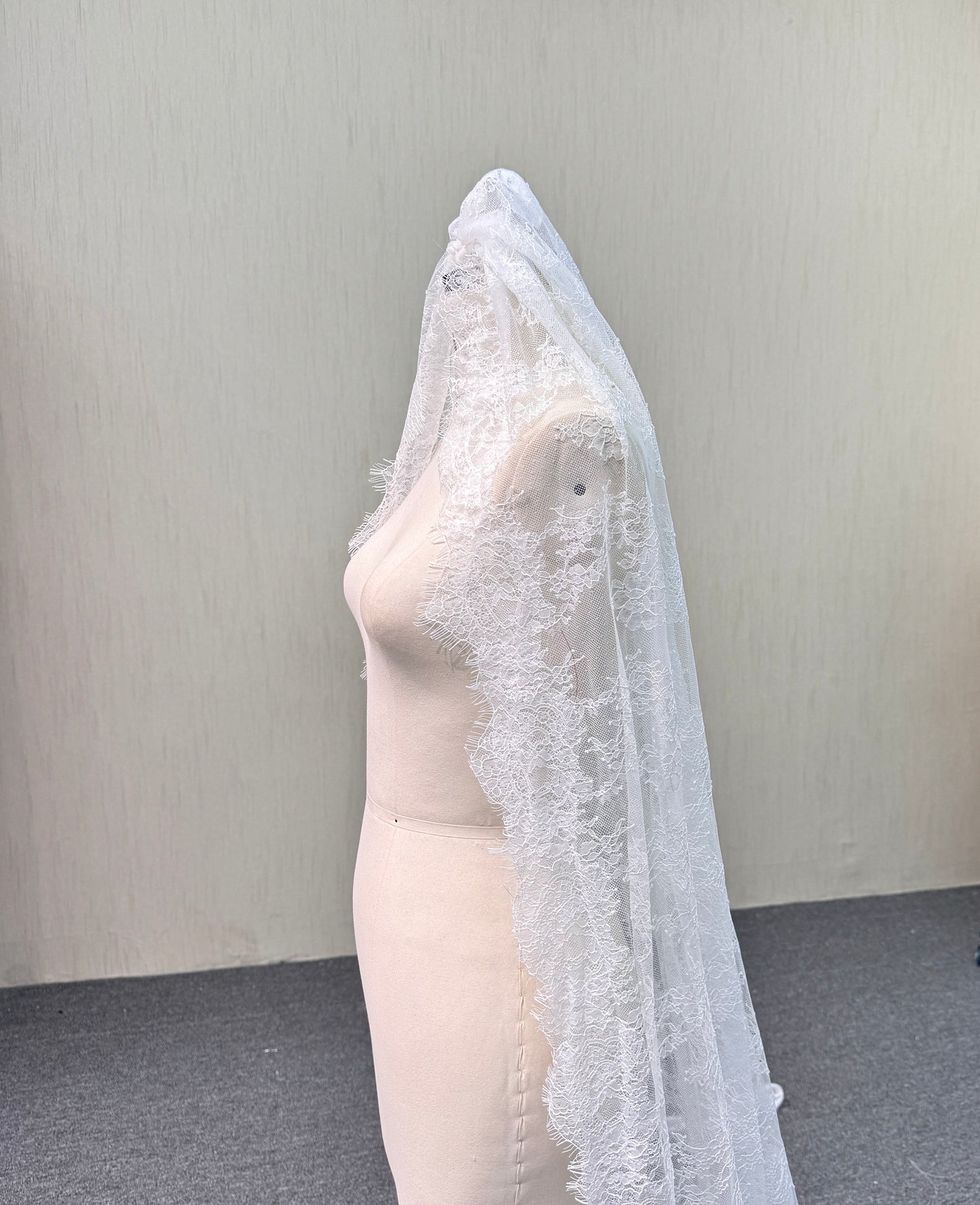 Lacey Veil